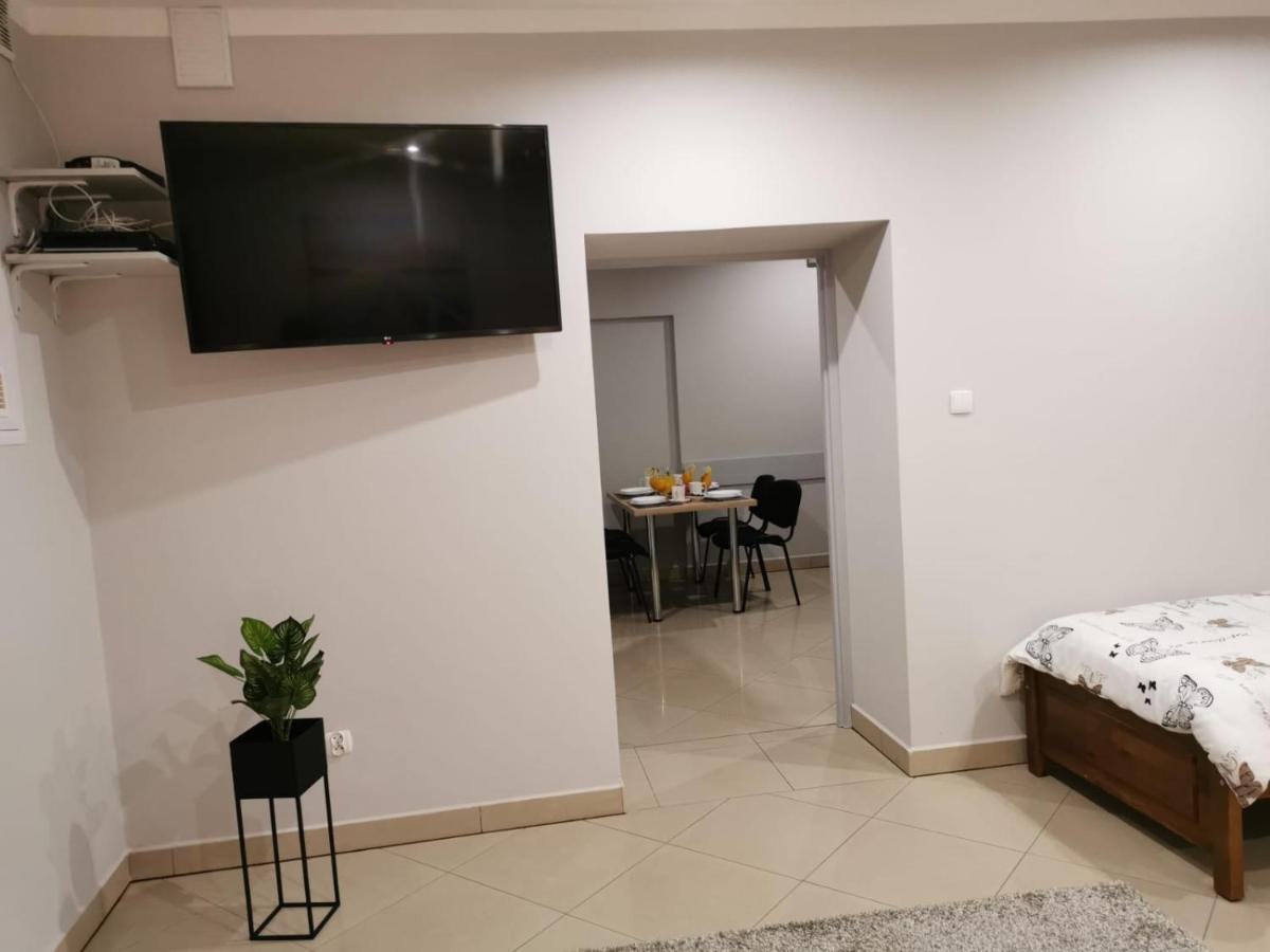 Apartamenty U Maksa Przemysl Ngoại thất bức ảnh