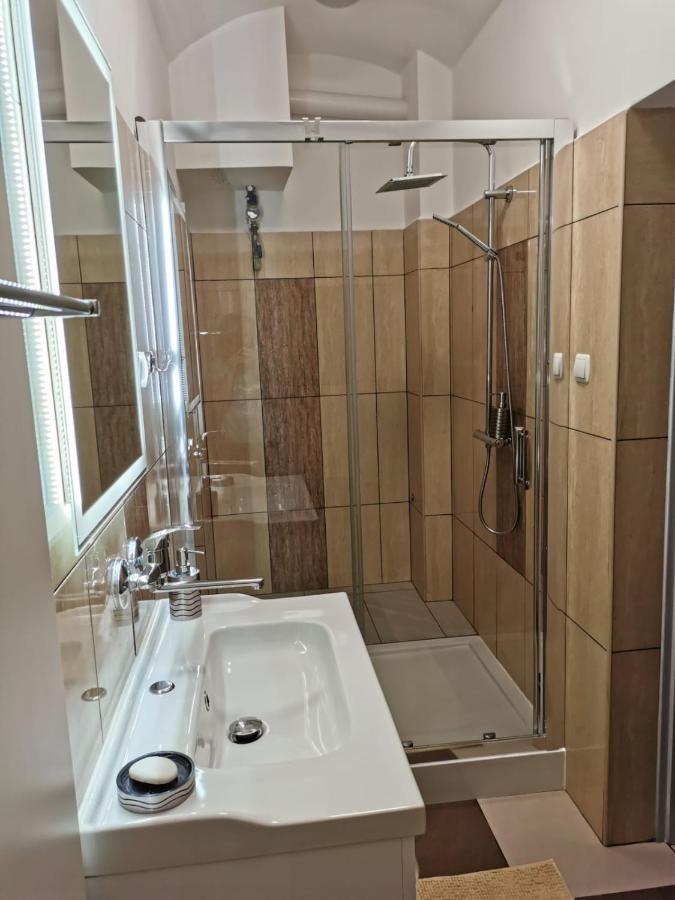 Apartamenty U Maksa Przemysl Ngoại thất bức ảnh